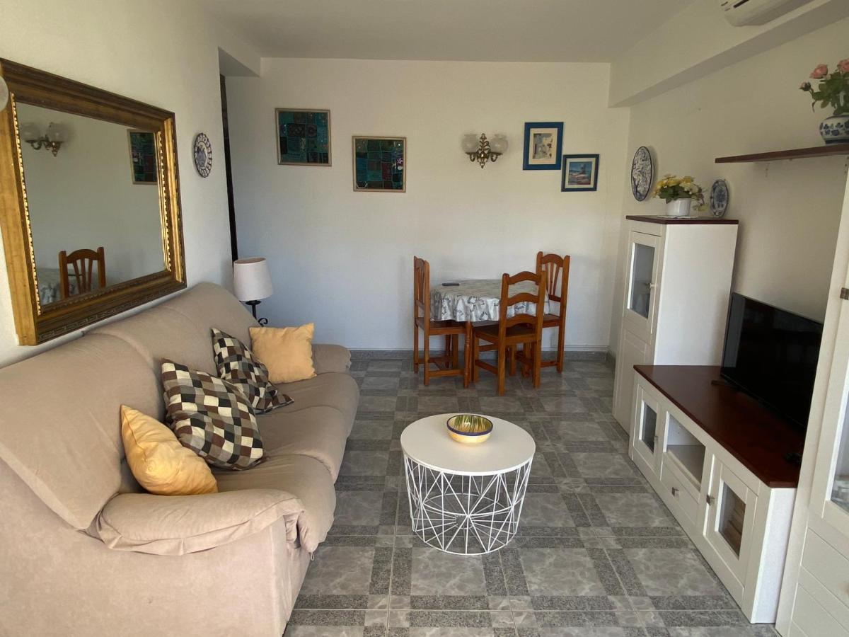 Cozy Apartment With First Line Seaview In Perfect Location, Near The Marina Benalmadena Ngoại thất bức ảnh